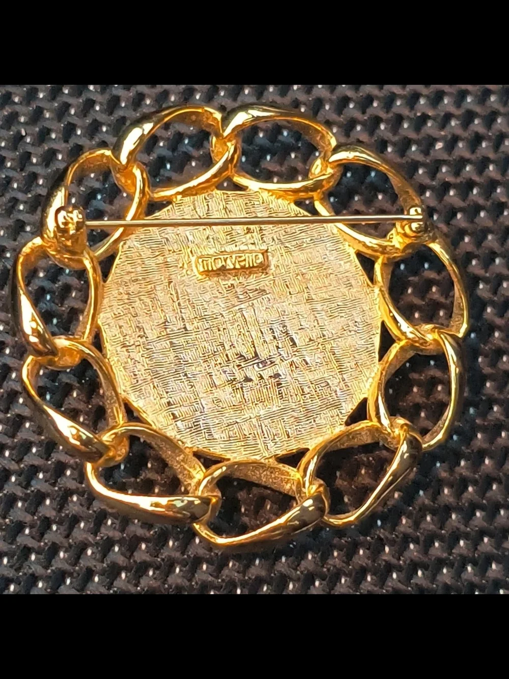 Vintage Signed Marvella Faux Mabe Pearl Openwork Chain Swirl Brooch Pin